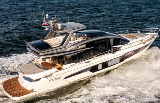 Galeon 700 Sky