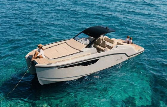 Aurea 30 Cabin