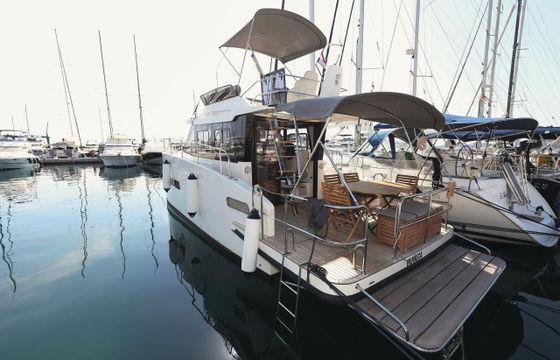 Cobra Futura 40