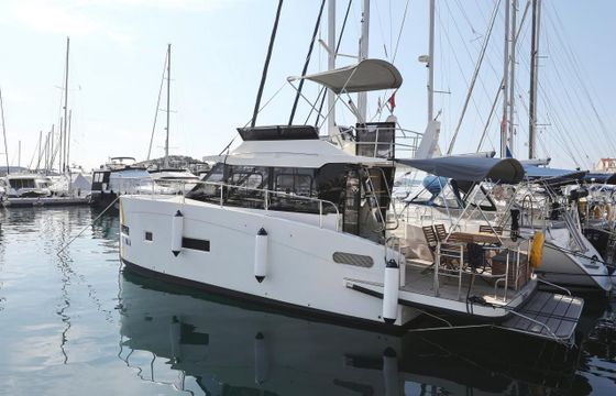 Cobra Futura 40