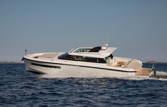 Delta Powerboats 48 COUPÉ
