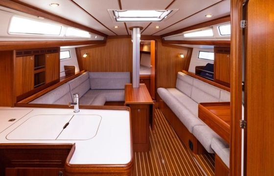 Arcona 385