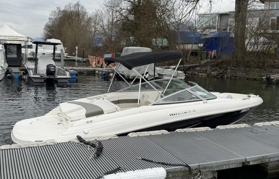 Rinker Captiva 192 Bowrider
