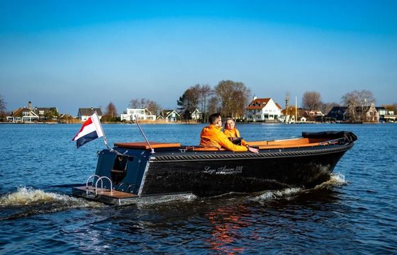 Lago Amore 595 Tender