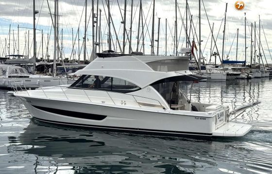 Riviera 39 Open Flybridge