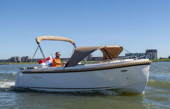 Lago Amore 606 Tender
