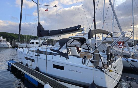 Sun Odyssey 410