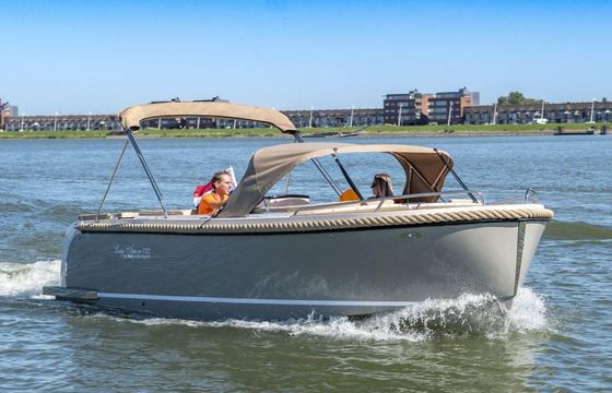 Lago Amore 733 Tender