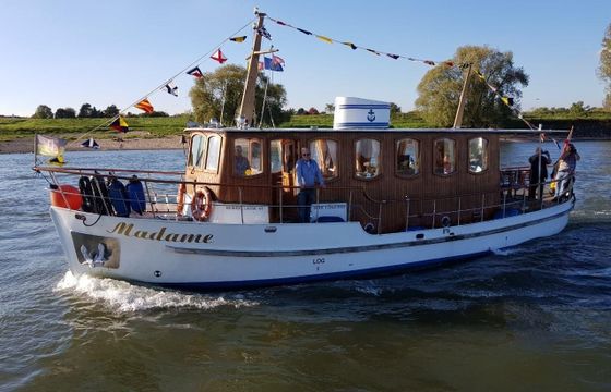 MUIDEN Classic Motoryacht