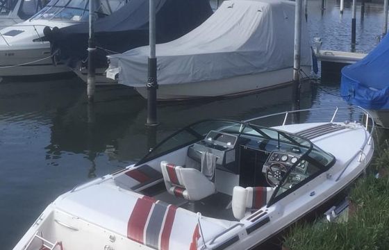 MerCruiser Lambro Astron 680
