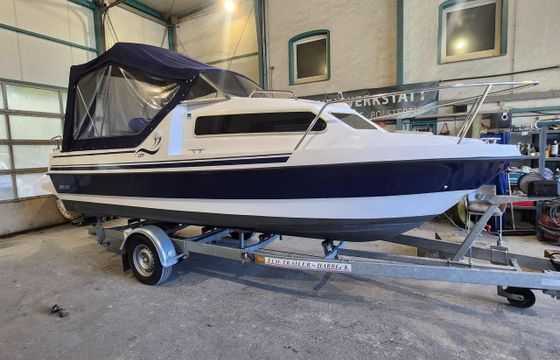SBM 600 Cabin