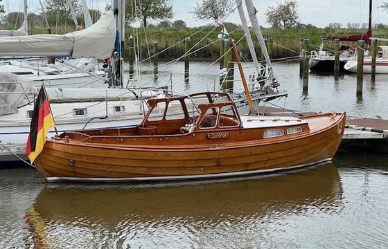 Johansson Schweden Klassisches Tuckerboot