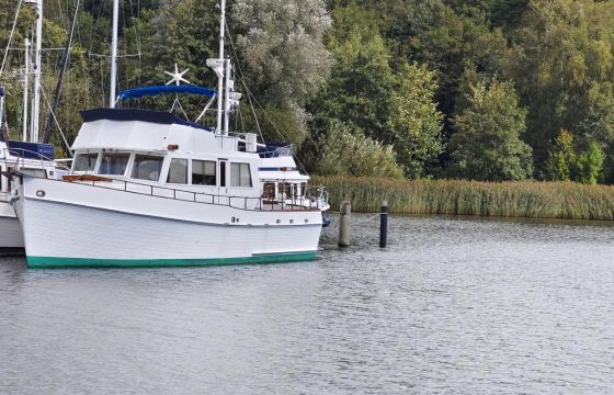 American Marine GRAND BANKS 48 MY