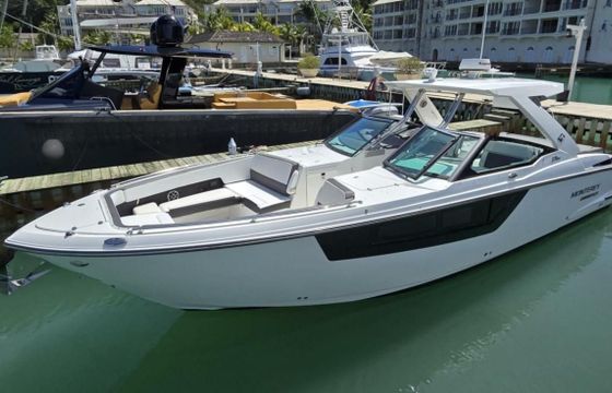 Monterey 378 SE