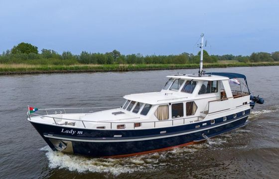 Blauwe Hand Trawler 1400