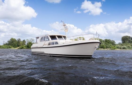 Linssen Grand Sturdy 470 Sedan Wheelhouse