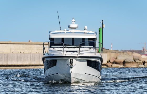 Grandezza 30 Outboard