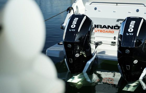 Grandezza 30 Outboard