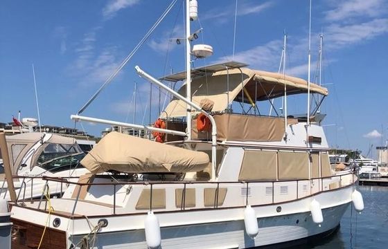 Grand Banks 42