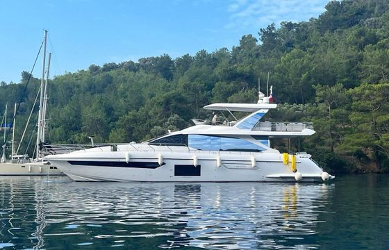 Azimut Flybridge 72