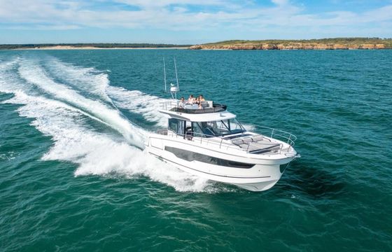 Jeanneau 1295 Merry Fisher Fly