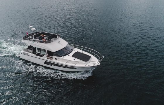 Viknes S35 Fly