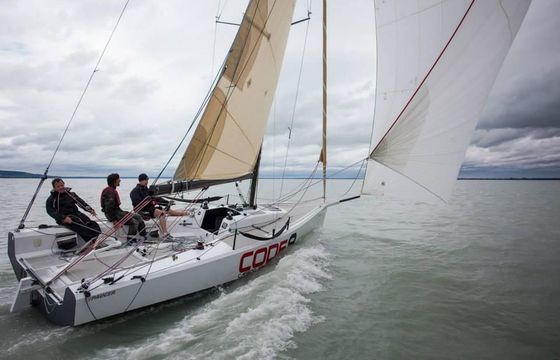 Code 8 canting keel