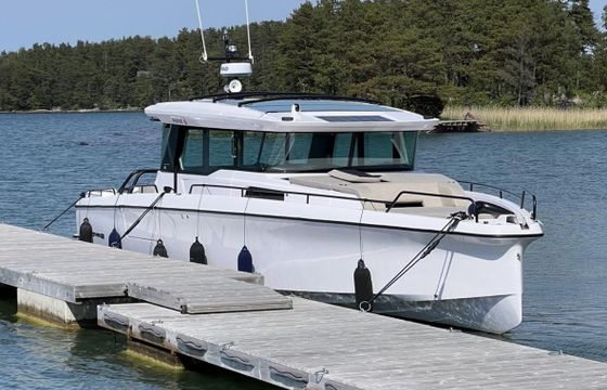 Axopar 45 XC Cross Cabin