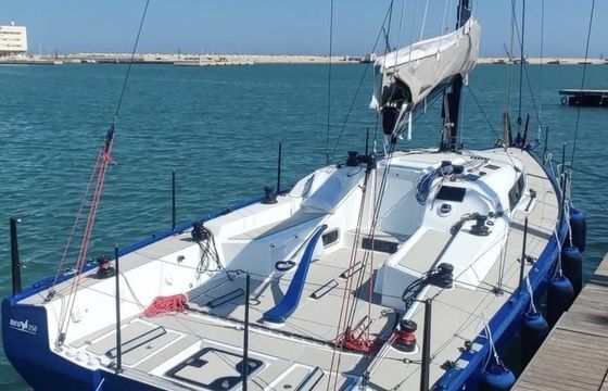 Neo Yachts 350