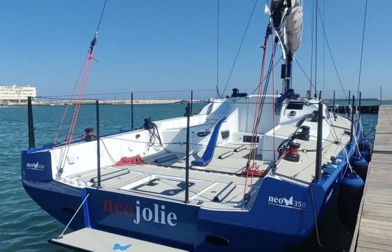 Neo Yachts 350