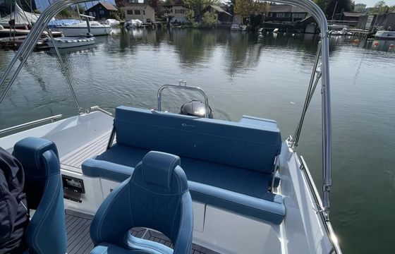 Coaster 640 Sundeck