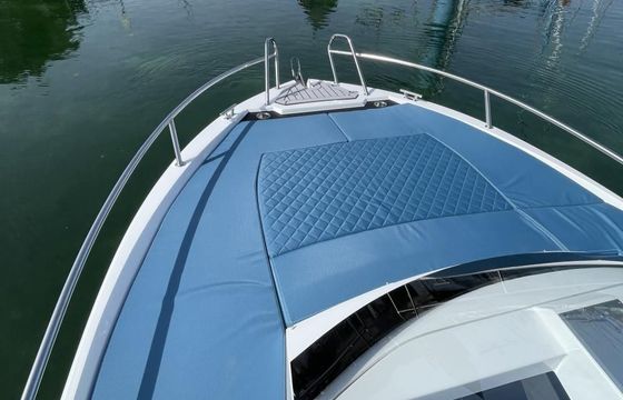Coaster 640 Sundeck
