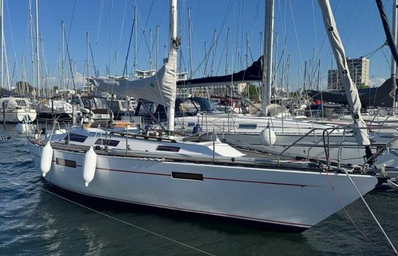 Helmsmann 35