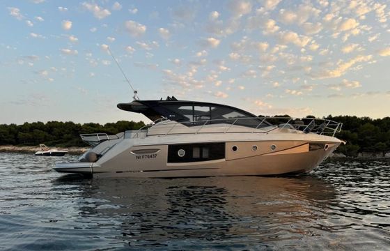 Cranchi 44 HT