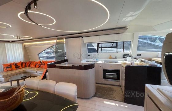 Azimut 72 Fly