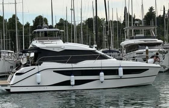 Bavaria SR36HT