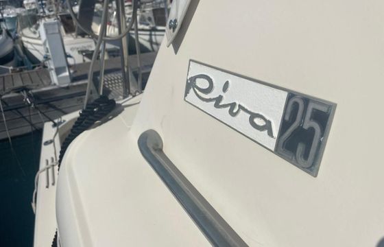 Riva Betram Sport Fish 25