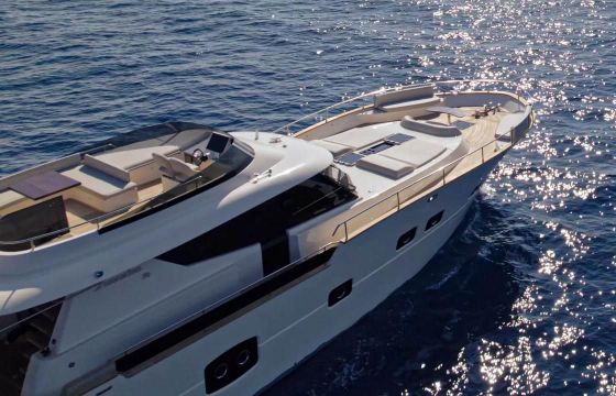 Monachus 70 Fly