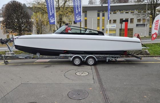 Candela C-8