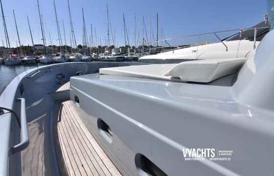 Custom Built Motor Yacht Center Console