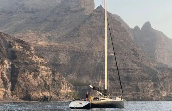 Maxi Dolphin Giro 34