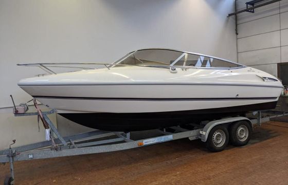 Cranchi ECLIPSE MIT TRAILER, DAYCUISER/
