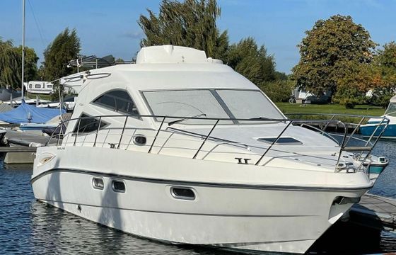 Sealine F34 Flybridge
