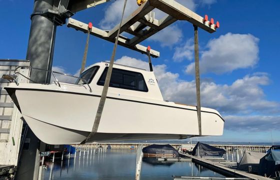 The Captains Fisher 660