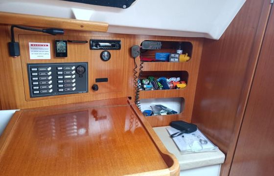 Dufour 30 CLASSIC
