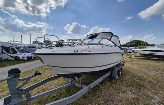 Quicksilver Active 595 Cruiser OB