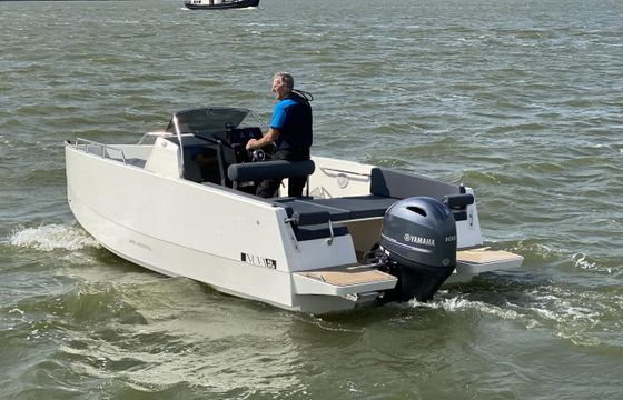 NUVA Yachts M6 Open
