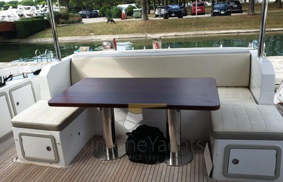 Azimut 66 Flybridge