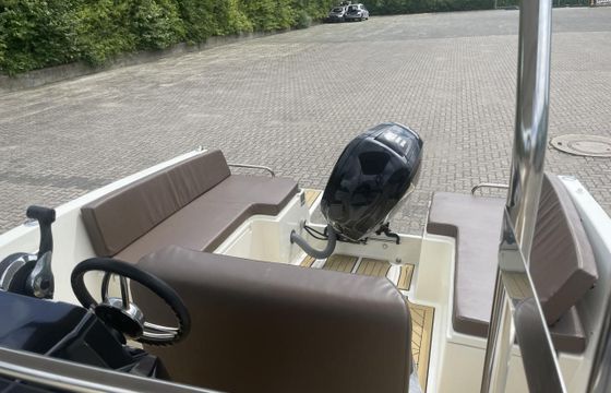 NUVA Yachts Nuva M6 open