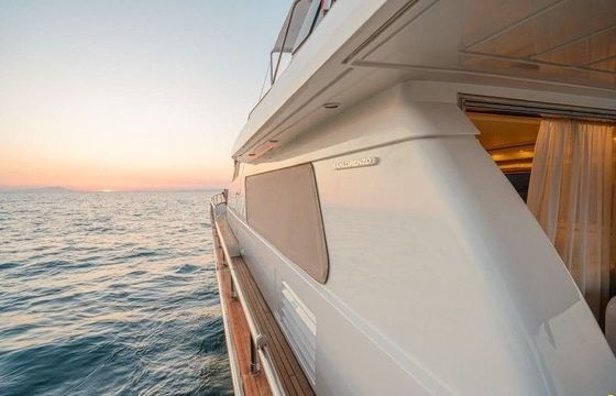 Sanlorenzo 72